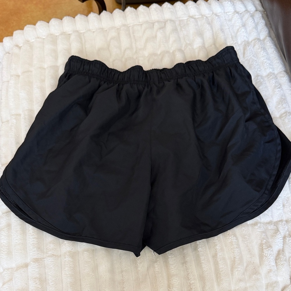 Nike Women's Black Running Shorts - Picture 3 of 4